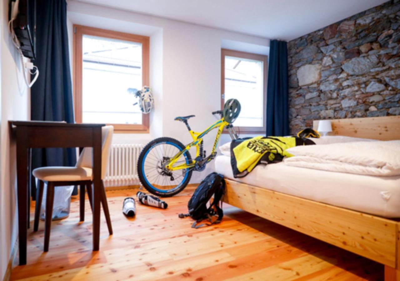 Bed&Bike Tremola San Gottardo Hotel Airolo Exterior foto